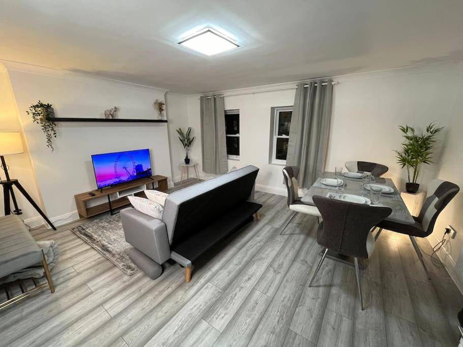 Modern & Stylish Haven In Heart Of London Lägenhet Exteriör bild