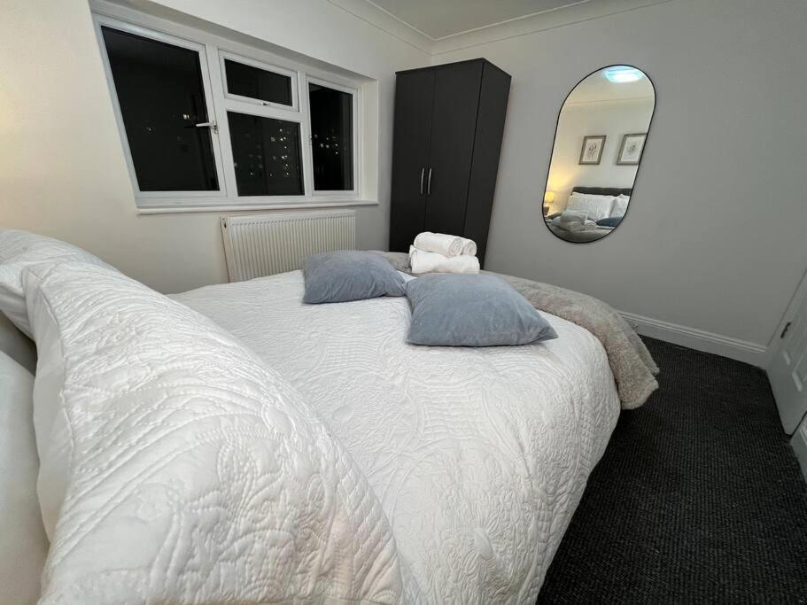 Modern & Stylish Haven In Heart Of London Lägenhet Exteriör bild